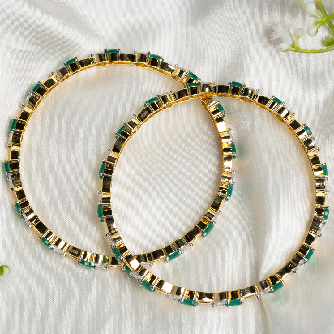 EMERALD BANGLE