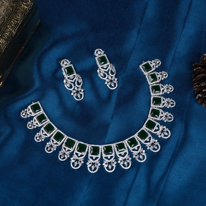 Emerald Necklace Set